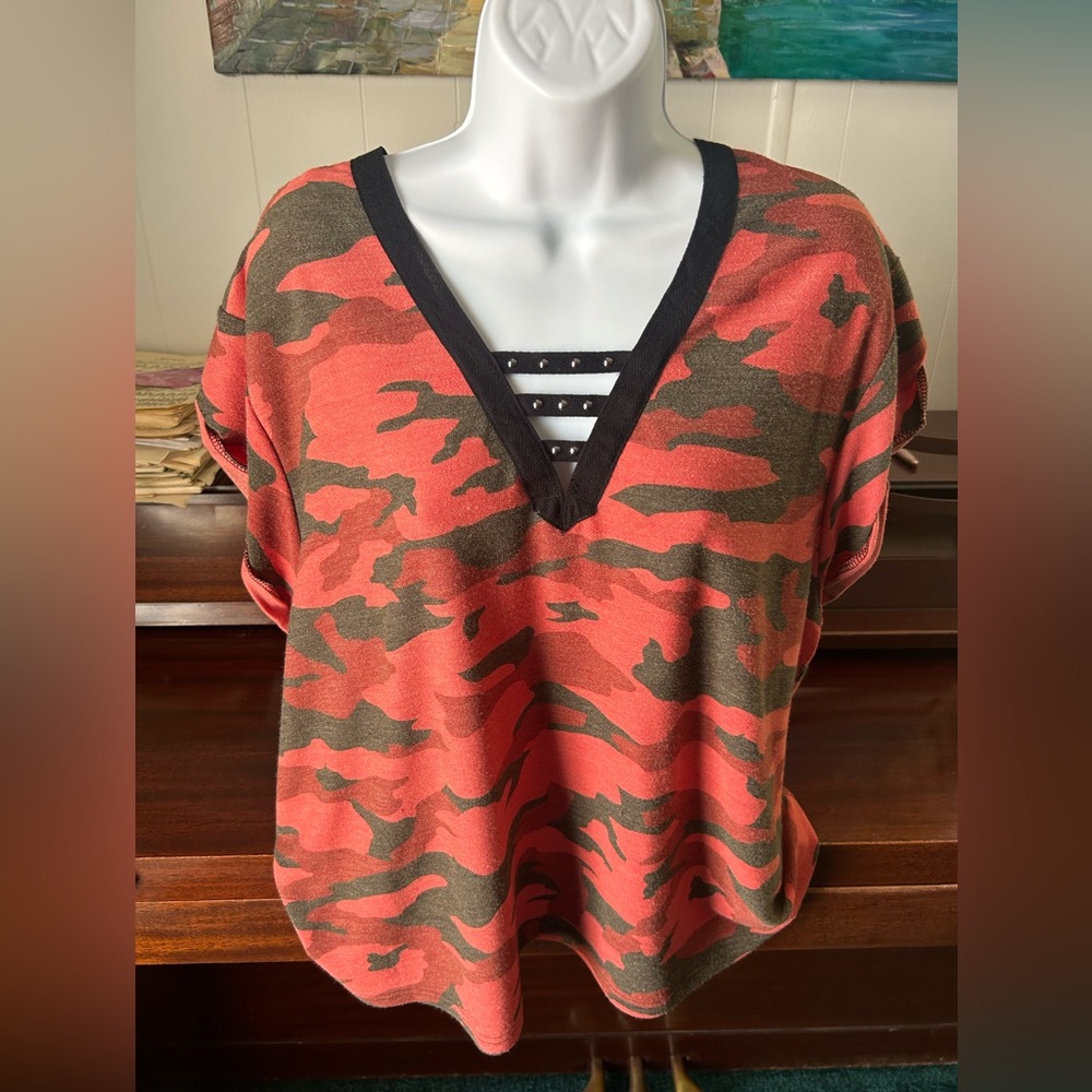 Rock & Republic camo print, size xxl